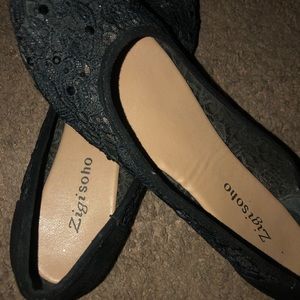 Size 7 1/2 lace flats